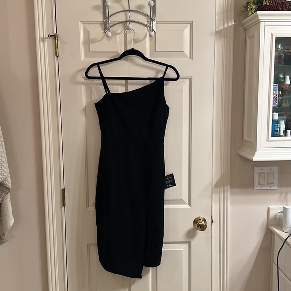 NWT Lulu’s Shape the Night Black Asymmetrical Midi Dress - Picture 5 of 7